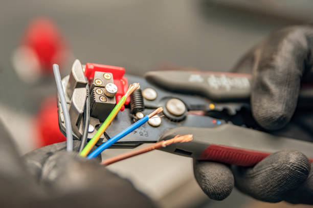 Best Circuit Breaker Repair  in Taft Heights, CA